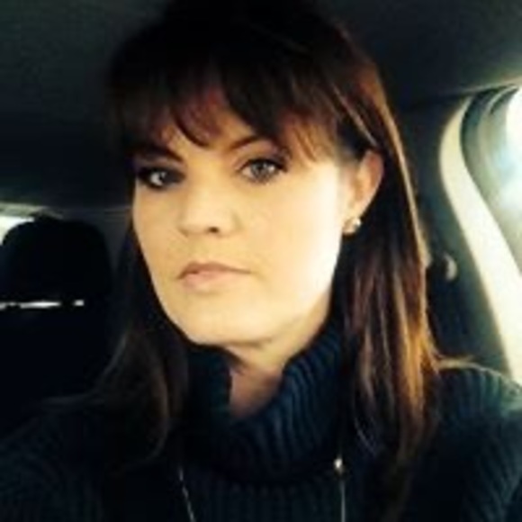 Meet your Posher, Doreen - Picture 1 of 1